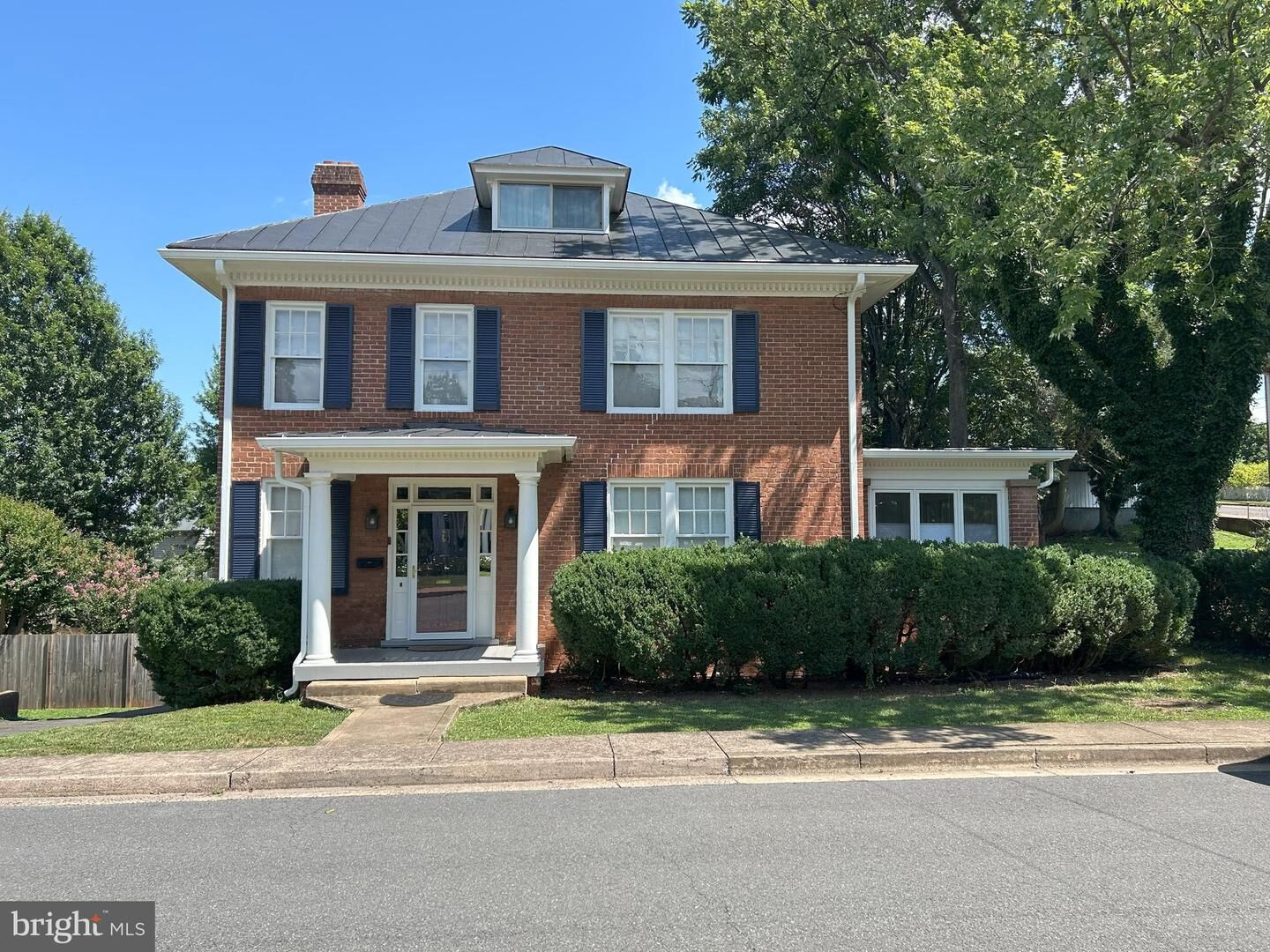 Property Photo: 405 Macoy Avenue VA 22701