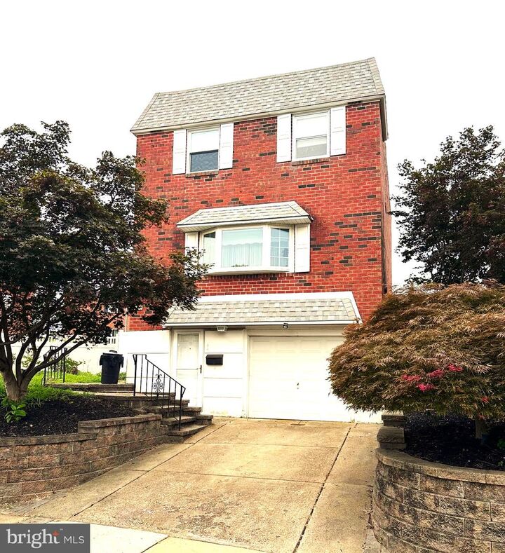 234 Regina Street  Philadelphia PA 19116 photo