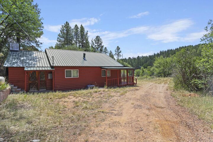 Property Photo: 862 Running Elk Road AZ 85541