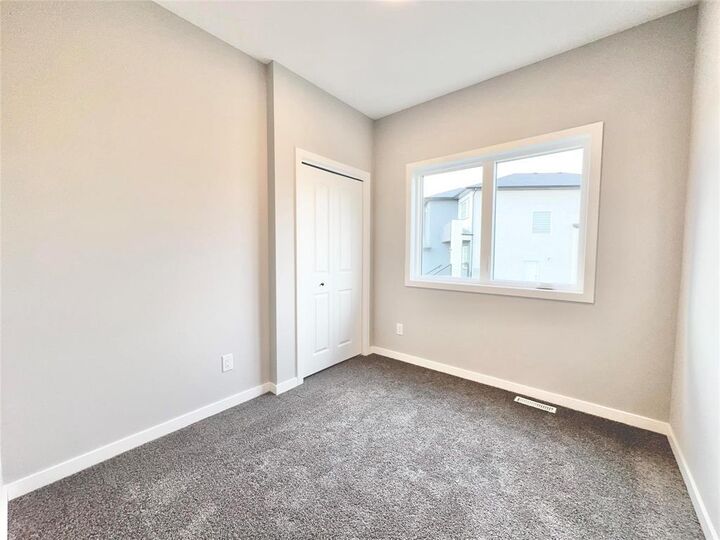 Property Photo: 15 Englemann Cove MB R3Y 2H7