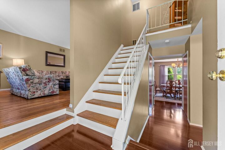 Property Photo:  8 Peter Avenue  NJ 08824 