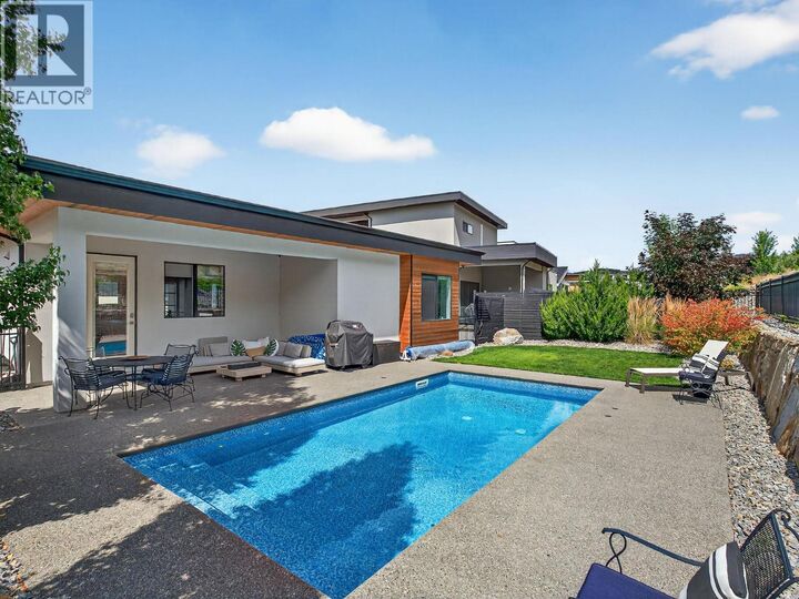 Property Photo: 9443 Ledgestone Road BC V4V 0A4