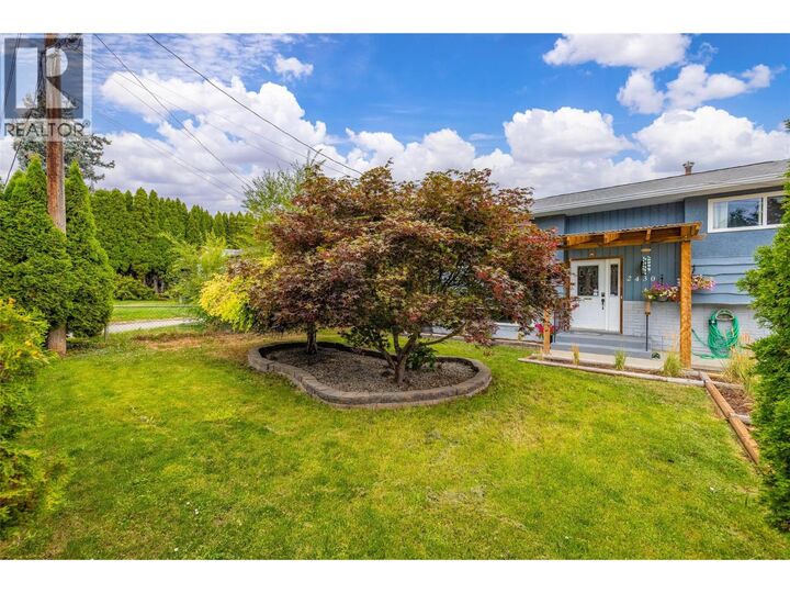 Property Photo:  2430 Apollo Road  BC V4T 1P6 