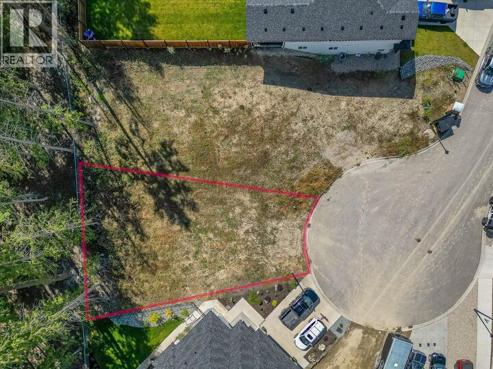 Photo de la propriété:  1450 21 Street Northeast  BC V1E 0G8