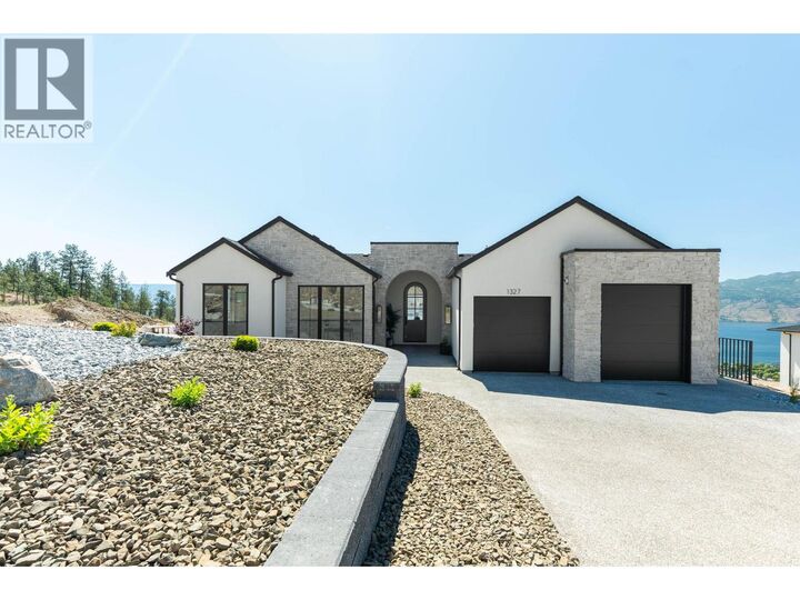 Property Photo: 1327 Vineyard Drive BC V4T 3H9