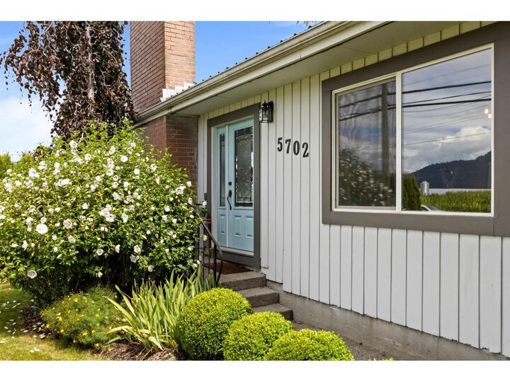 Photo de la propriété: 5702 Sumas Prairie Road BC V2R 4N6