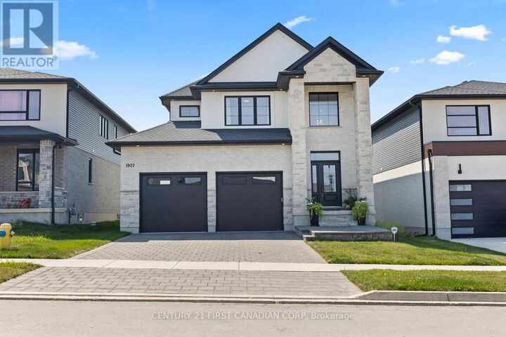 1907 Fountain Grass Drive  London South (South B) ON N6K 0M2 photo