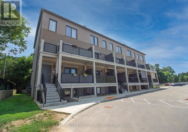 360 Queen Street East 5A  Centre Wellington (Fergus) ON N1M 1T4 photo
