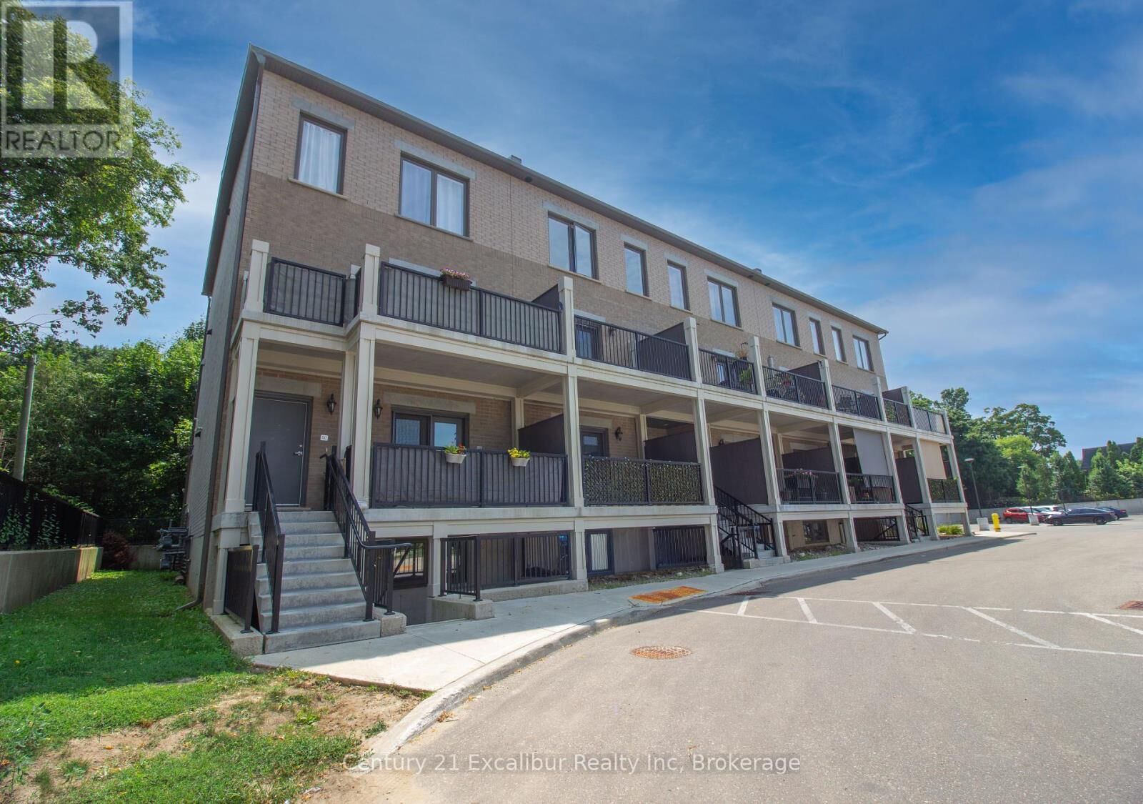 Property Photo: 360 Queen Street East 5A ON N1M 1T4