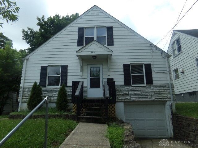 Property Photo:  1861 Ashbrook Drive  OH 45238 