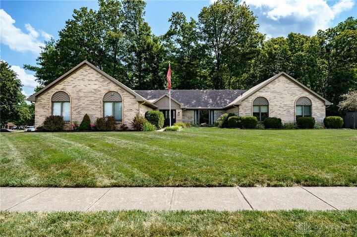 8737 Nicole Lane  Springboro OH 45066 photo