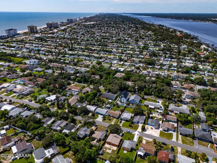 Property Photo: 151 Holland Road FL 32176