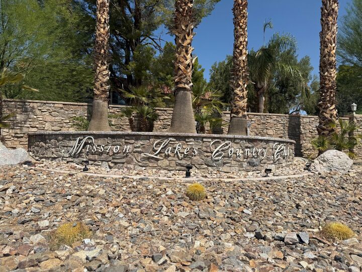 Property Photo:  64291 Spyglass Avenue 12  CA 92240 