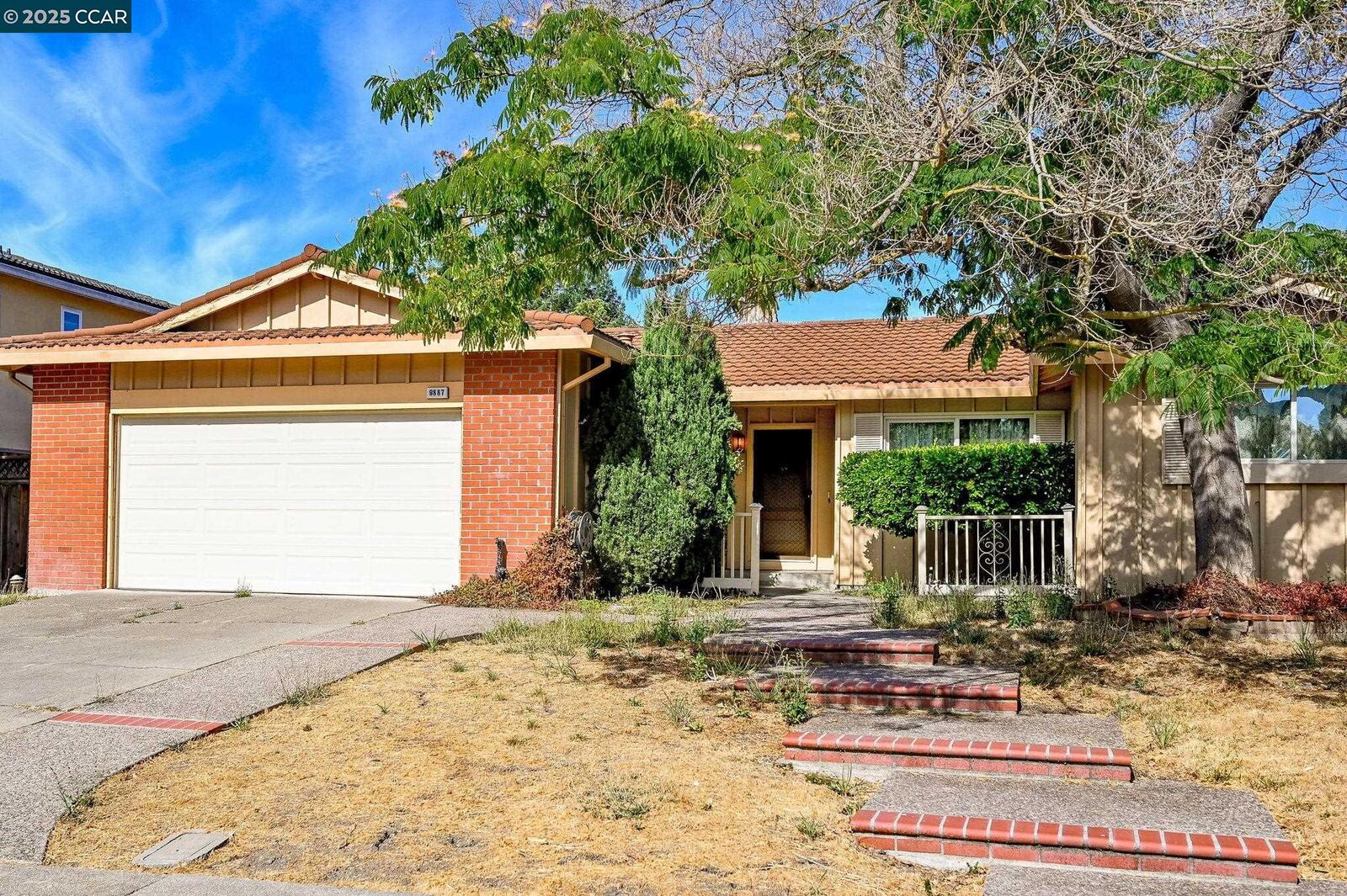Property Photo: 9887 Broadmoor Dr CA 94583