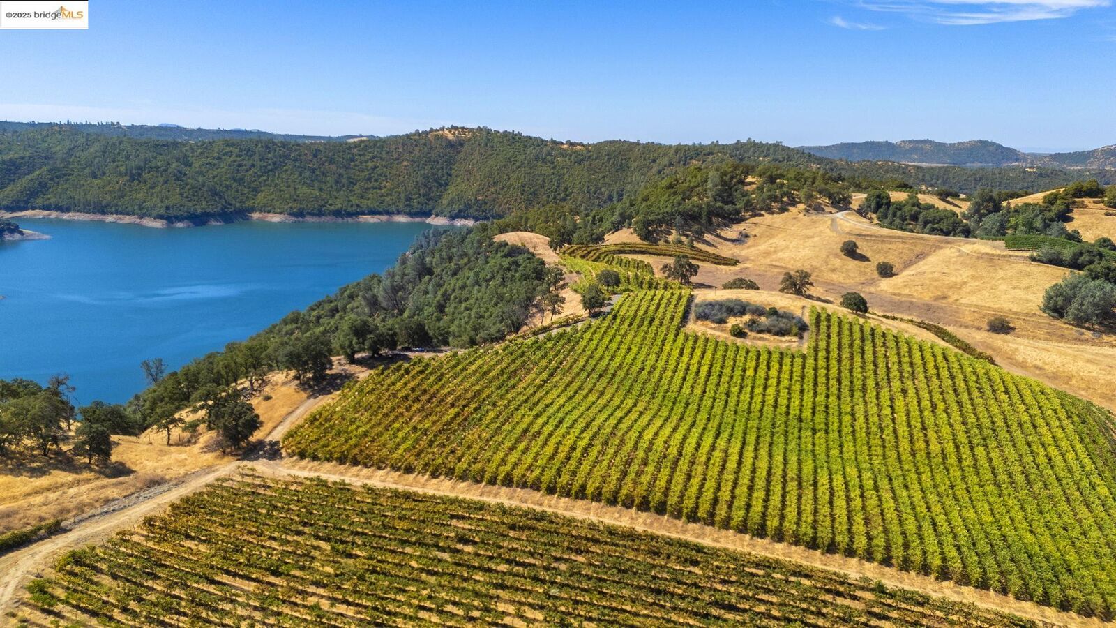 Property Photo: 8055 Airola Rd CA 95247