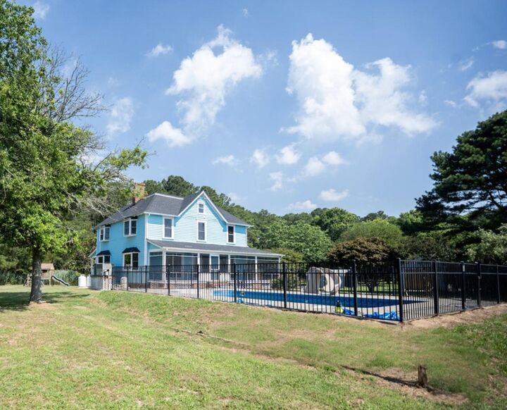 Property Photo: 27220 Baylys Neck Rd VA 23301