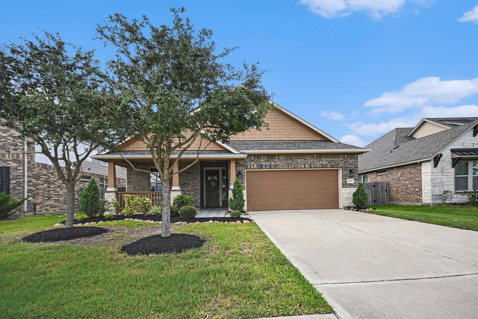 Property Photo: 18818 Lake Ridge Drive TX 77578