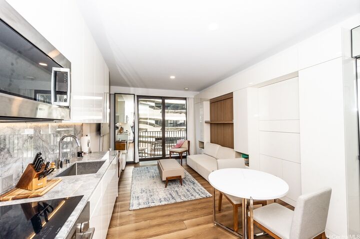 Property Photo:  987 Queen Street 606  HI 96814 