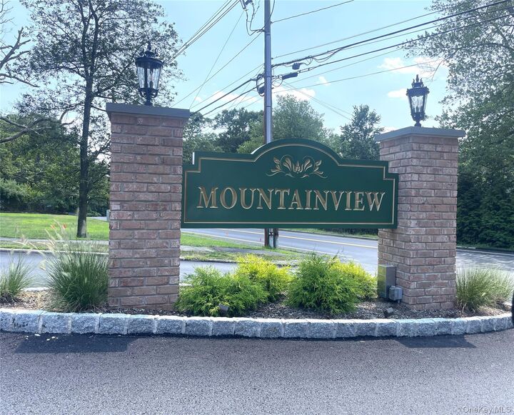 24 Sierra Vista Lane 24  Valley Cottage NY 10989 photo