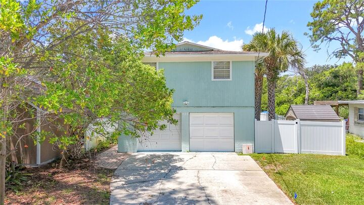 125 Mystic Lake Terrace N  St Petersburg FL 33702 photo