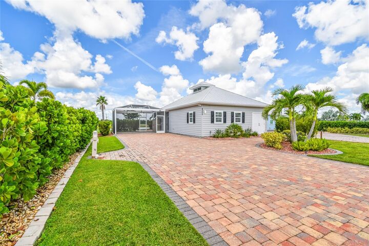 Property Photo: 8306 SW Sand Crane Circle FL 34269