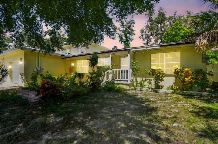 Property Photo:  1377 S Washington Avenue  FL 33756 
