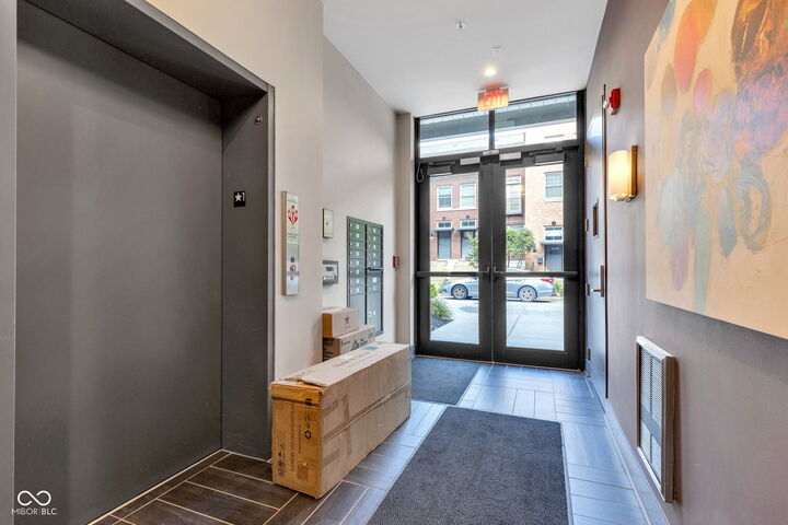 Property Photo: 504 N Park Avenue 6 IN 46202