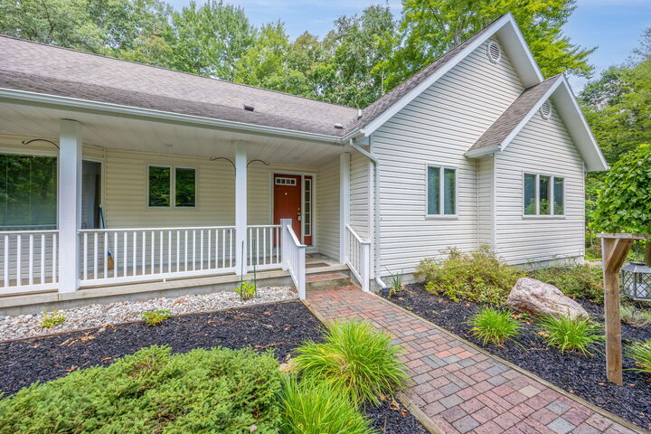 Property Photo:  11096 Rambling Way  MI 49346 