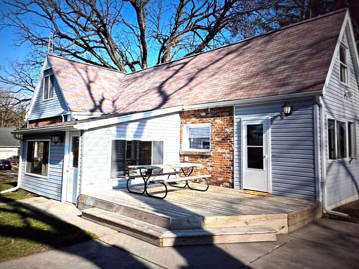 16683 Winters Road  Grass Lake MI 49240 photo