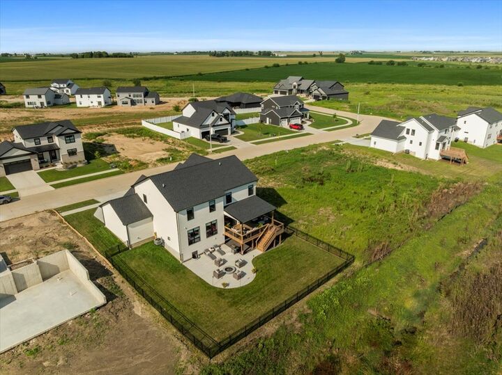 Property Photo: 5305 Finlen Lane IL 61705