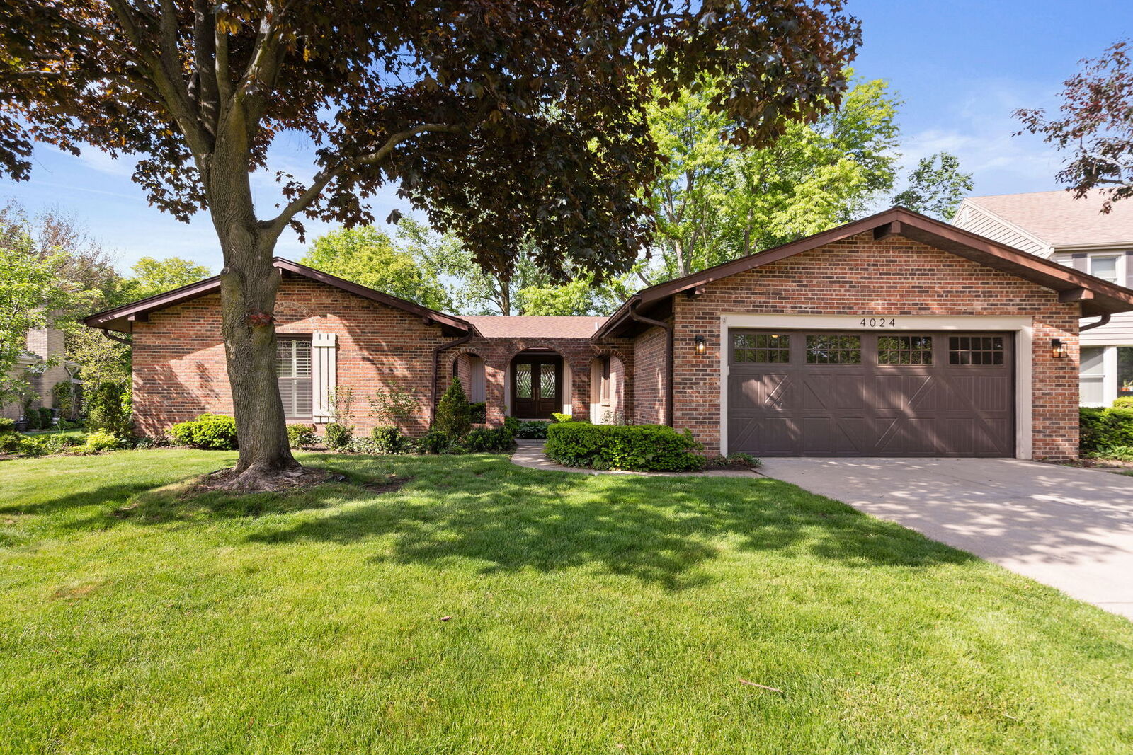 Property Photo: 4024 Picardy Drive IL 60062