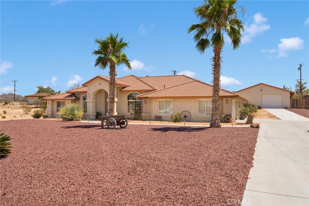 Property Photo:  15515 Chole Road  CA 92307 