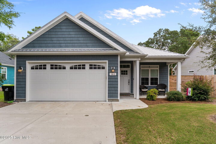 Property Photo:  162 NW 9th Street  NC 28465 