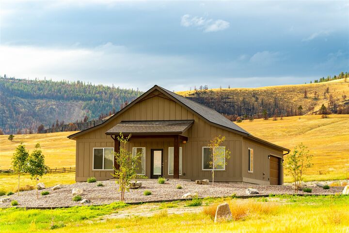 25421 Three Moon Drive  Elmo MT 59915 photo