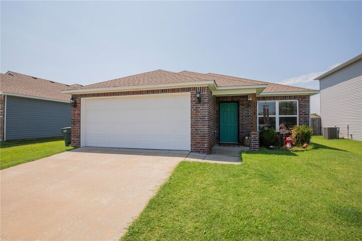 4878 W Hoover Loop  Fayetteville AR 72704 photo