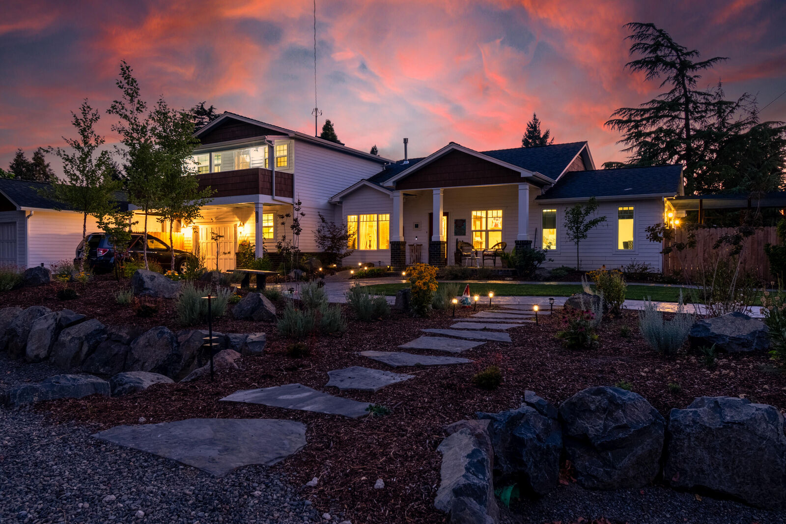 Property Photo: 2204 Meals Drive OR 97501