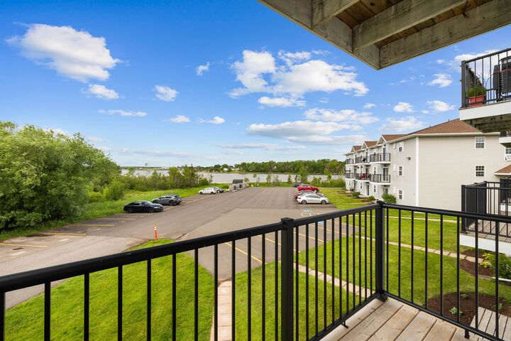 22 Waterview Heights 11 — photo 1