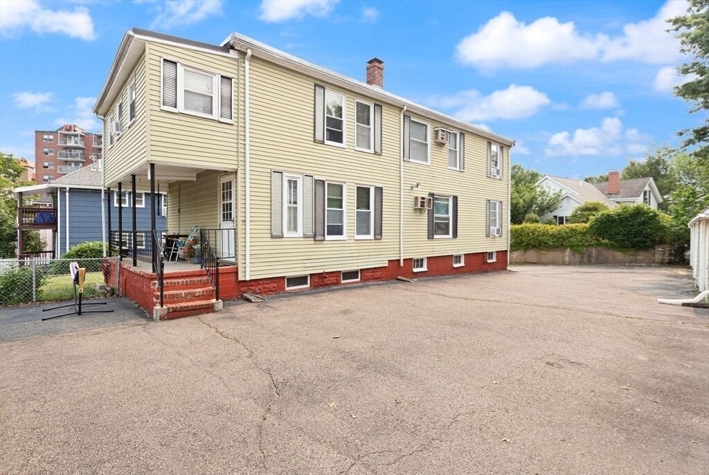 Property Photo:  6 Greenville Ct  MA 02143 