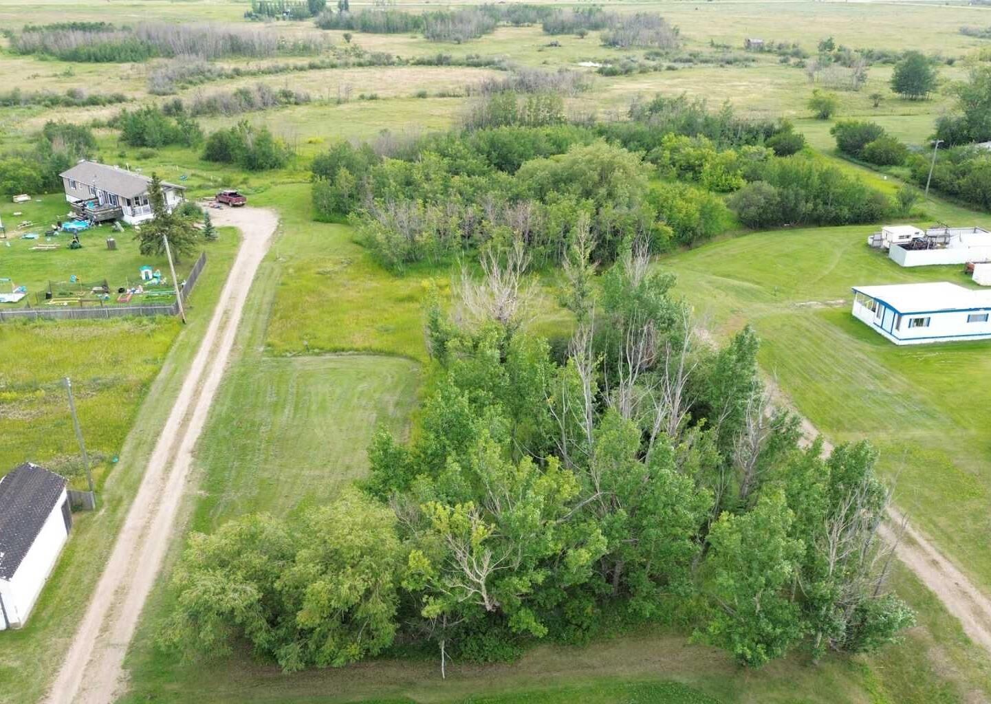 Property Photo: On 4th Street AB T0C 1K0