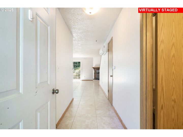 Property Photo:  6838 N Columbia Blvd  OR 97203 