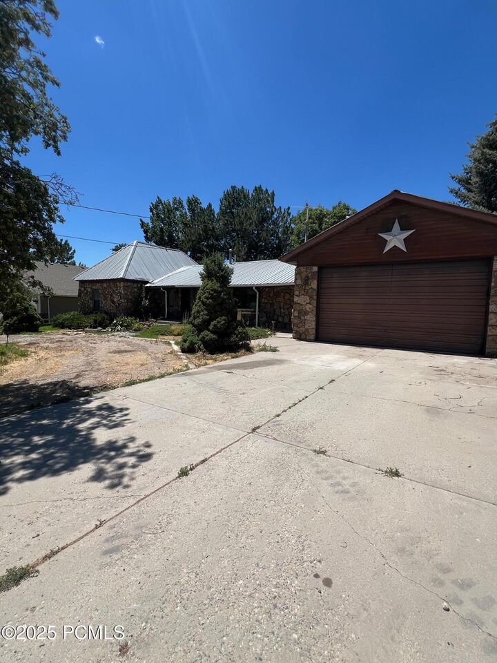 Property Photo: 125 N Center Street UT 84049