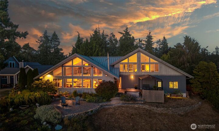 4650  Rhodie Lane  Freeland WA 98249 photo