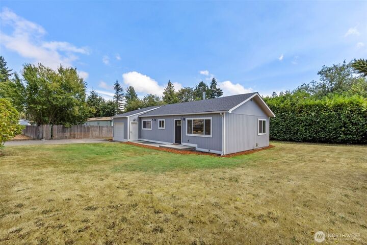 Property Photo: 655 Pearl St WA 98310