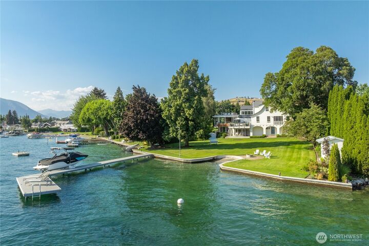 Property Photo: 110 S Bennett Road WA 98831