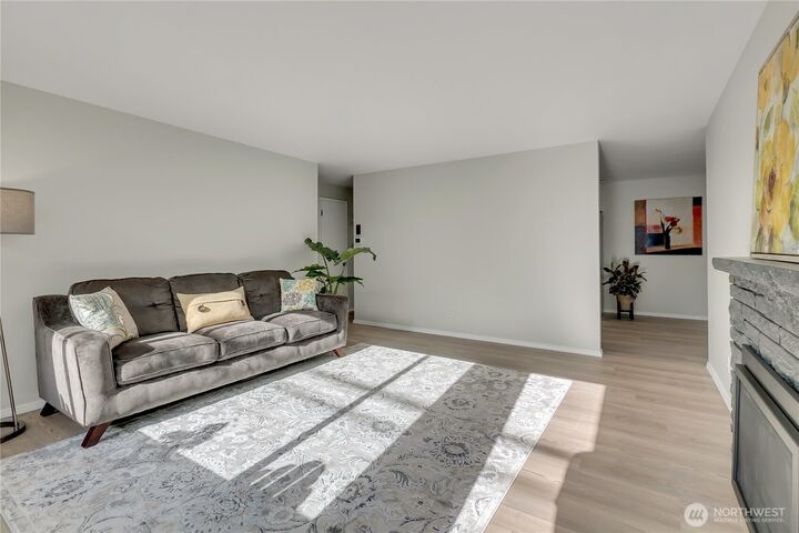 Property Photo: 18720 4 Avenue S WA 98148