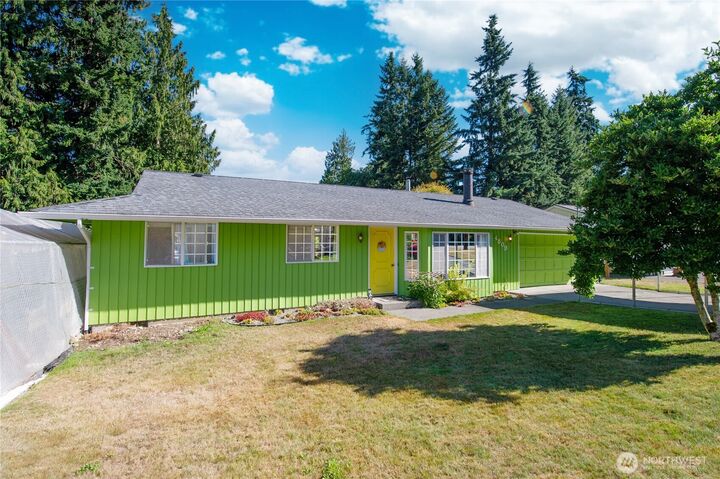 Property Photo:  4809  197th Place NE  WA 98223 
