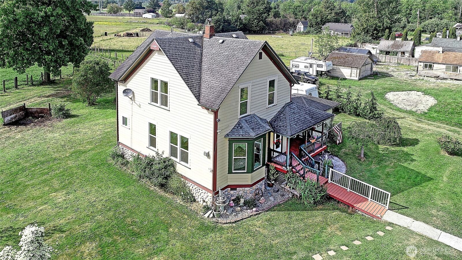 Property Photo:  24526  Florence Road  WA 98292 