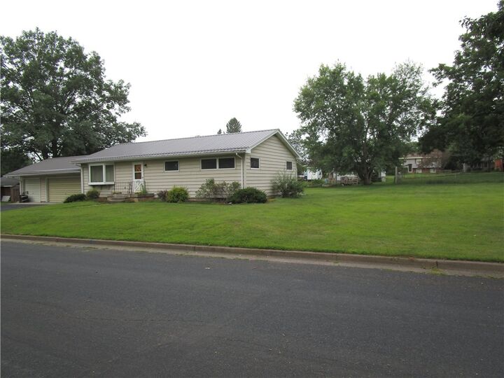Property Photo:  604 E 10th Street S  WI 54848 