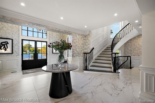 Property Photo: 3251 W Shore Drive MI 48324