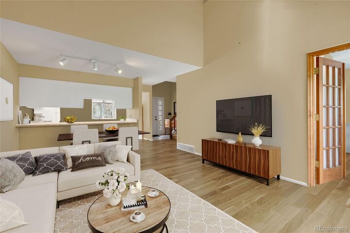 Property Photo: 2063 S Worchester Way CO 80014